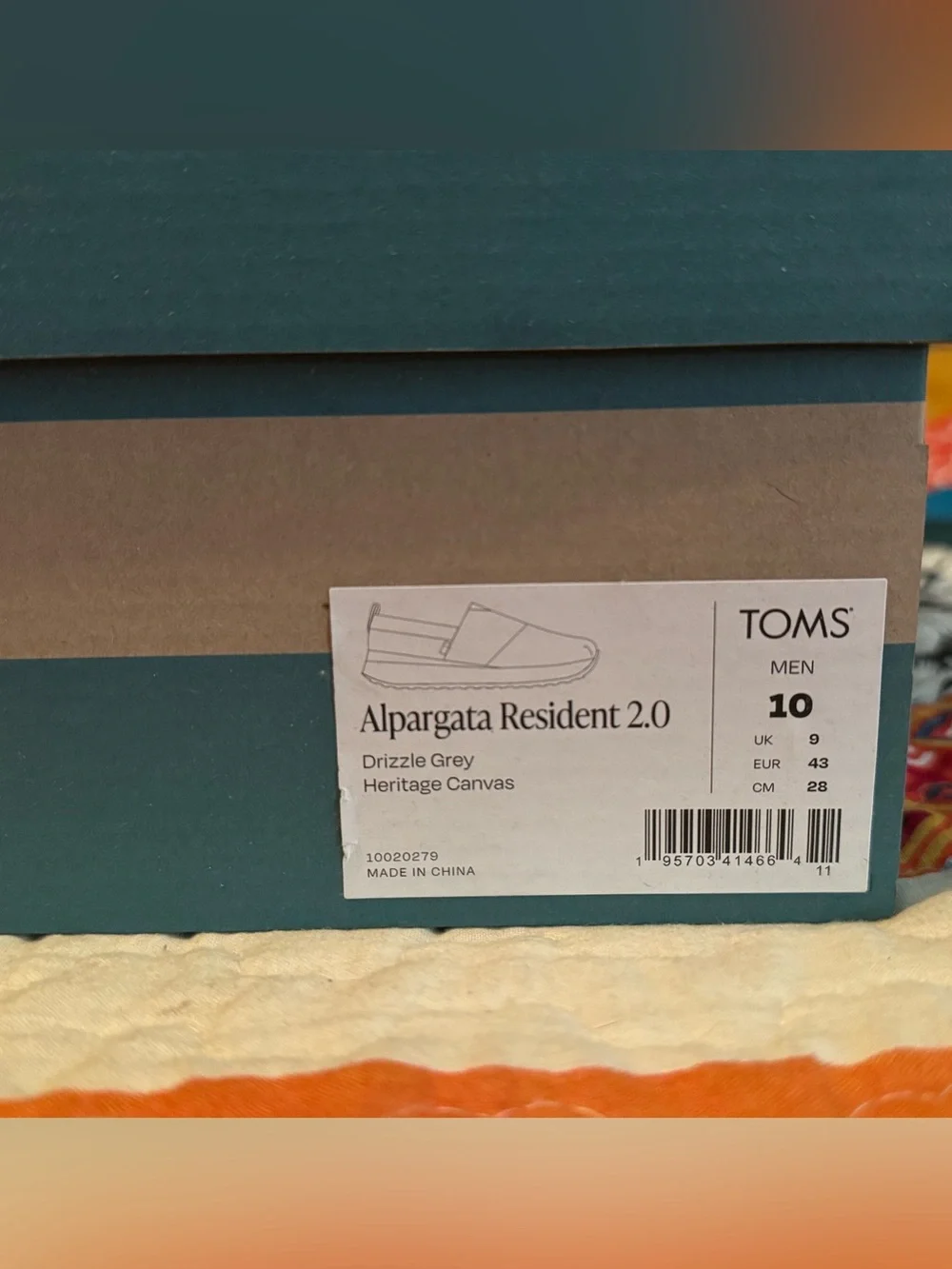 TOMS Men's Slip-On Knit Sneaker — Light Gray